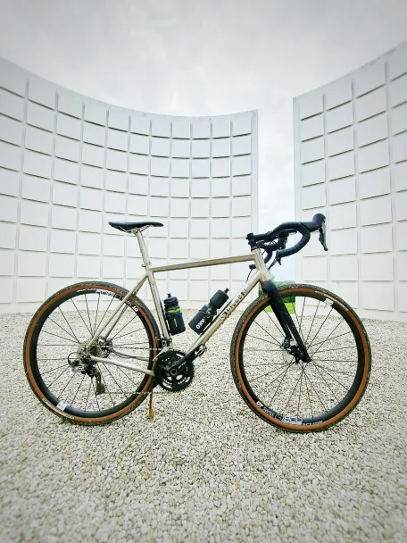 The Urban Glide bicycle, a sleek, lightweight bike for fast city riding and everyday convenience.
